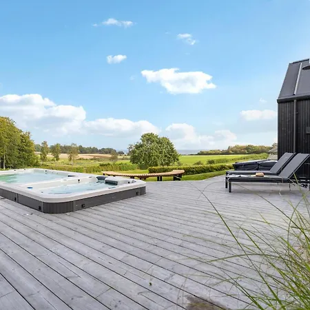 Amazing In With House Sea View *