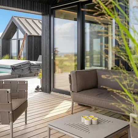 Amazing In With House Sea View *